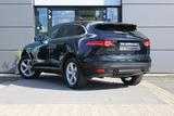 Jaguar F-Pace 2.0t AWD Portfolio | Pano | AHK | Cold kl - schwarze Jaguar F-Pace