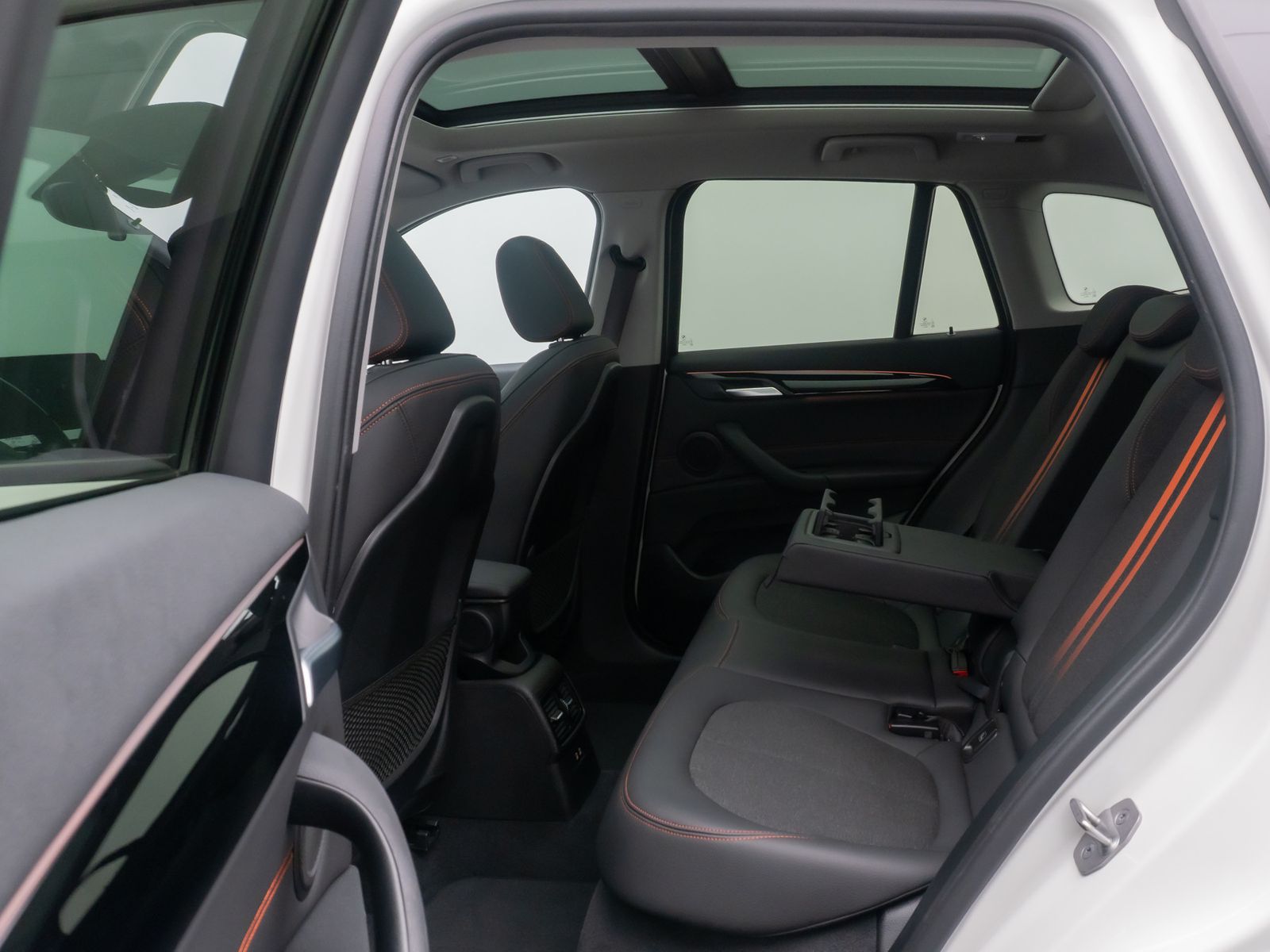 Fahrzeugabbildung BMW X1 xD25e Sport Line Kamera Alarm NaviPlus 18Zoll