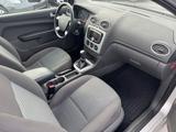 Ford Focus Lim. 1.6 16V 74 kW Style / Klima - Ford Focus aus 2007: Style