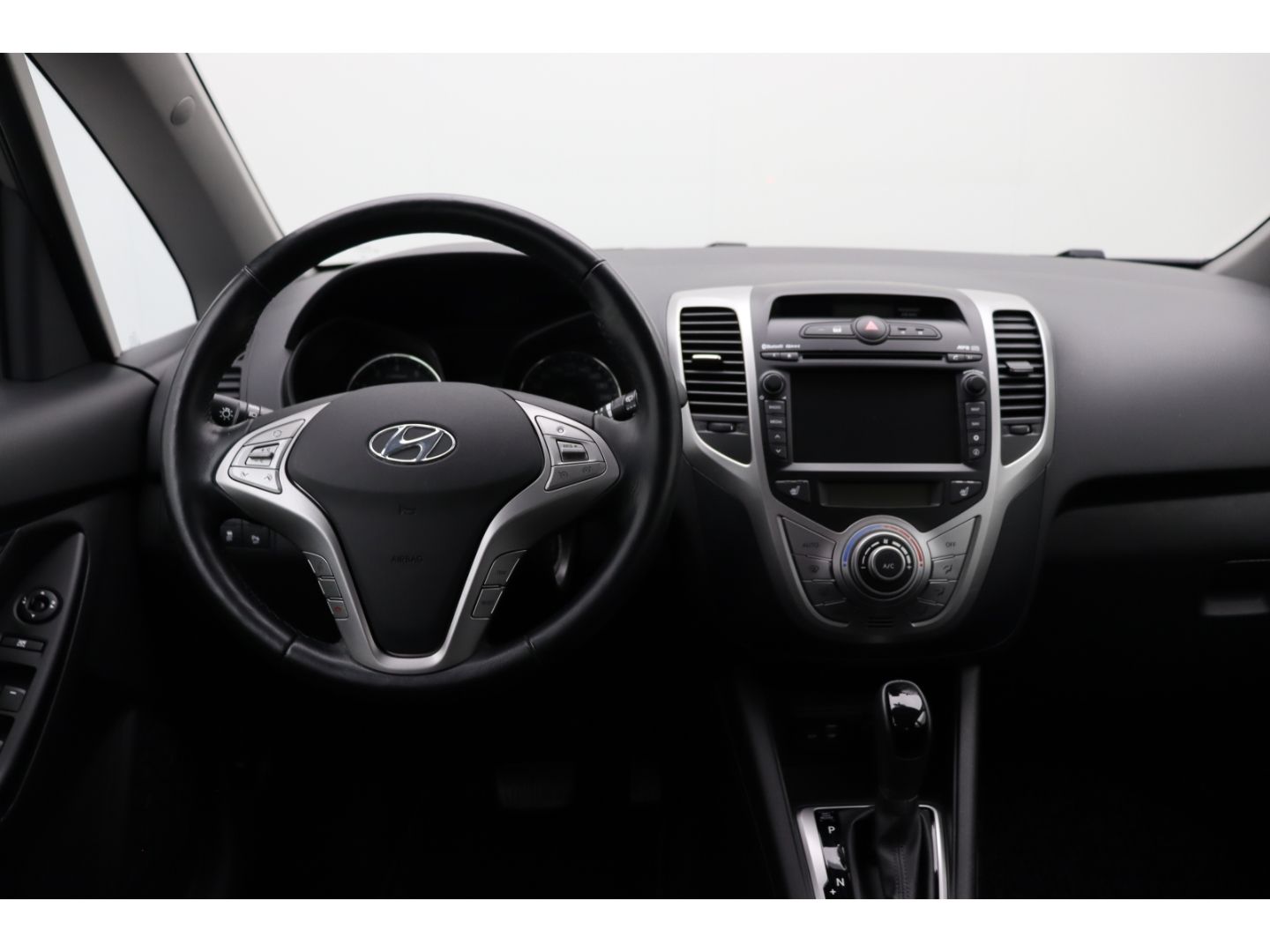Fahrzeugabbildung Hyundai ix20 Klimaauto SHZ Tempomat Kamera Navi