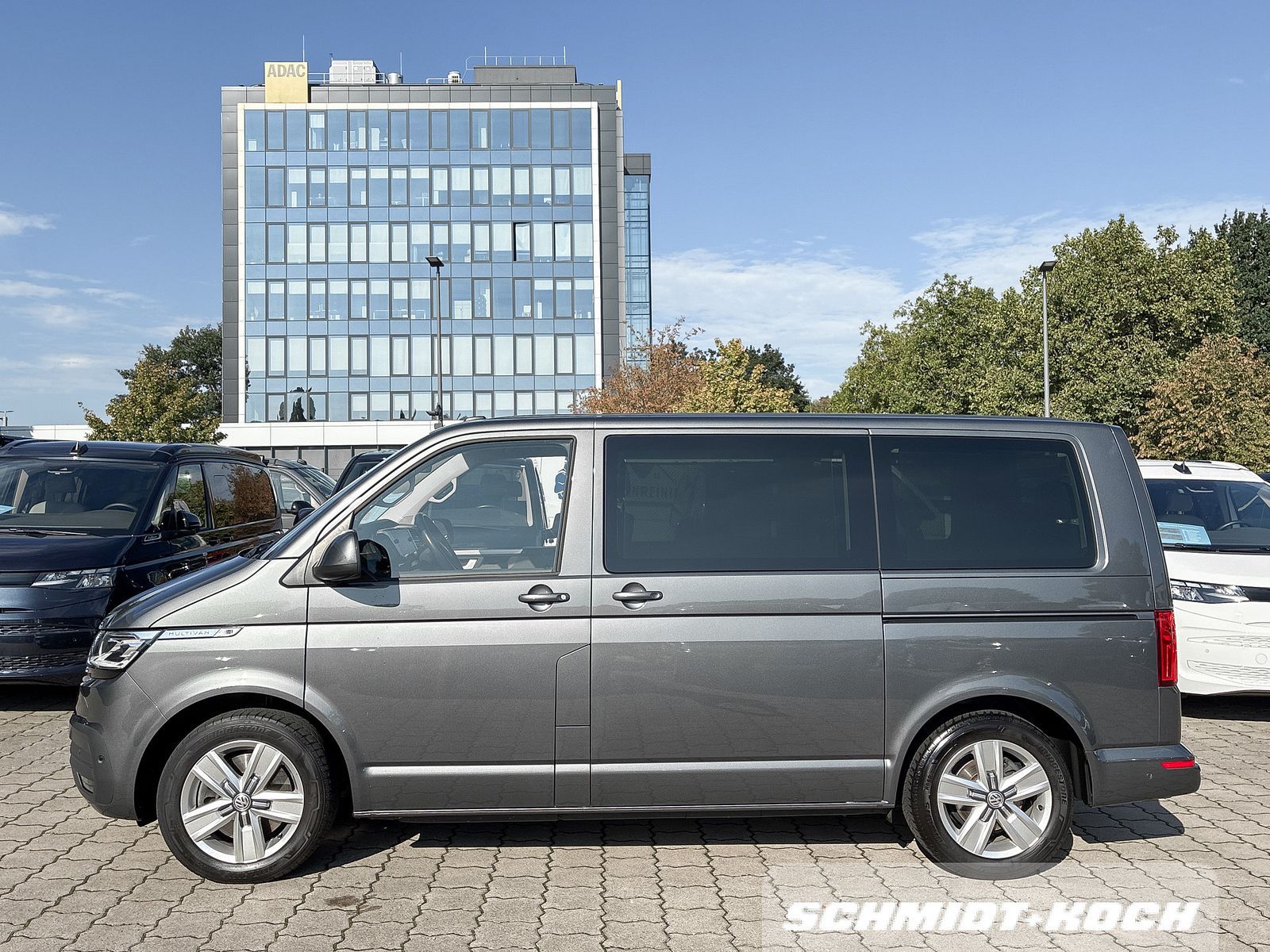 Volkswagen T6.1 Multivan Comfortline 2.0 TDI DSG 4-Motion foto 4