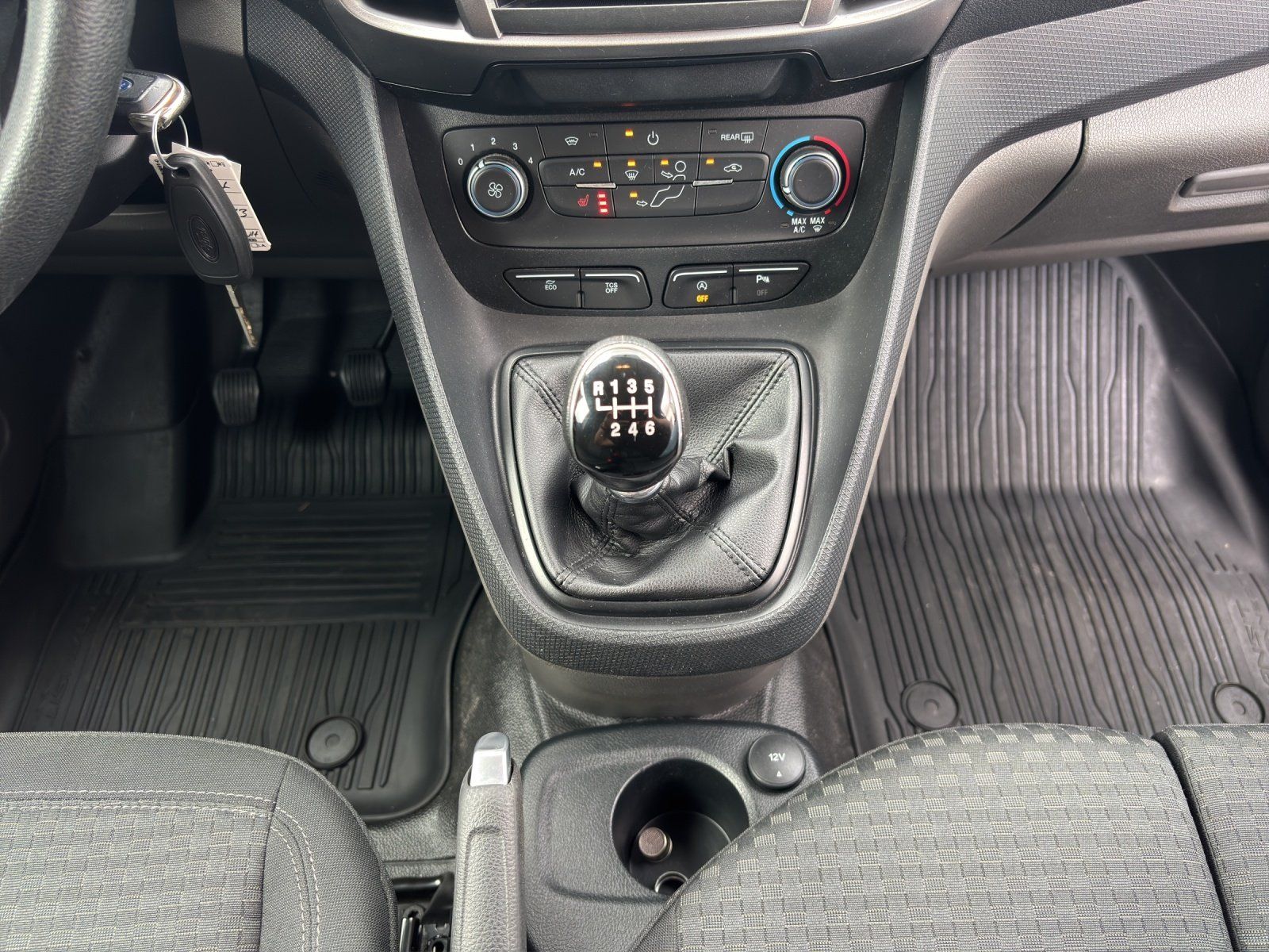 Fahrzeugabbildung Ford Transit Connect 1.0 200 (L1) Trend SHZ/AHK/PDC/