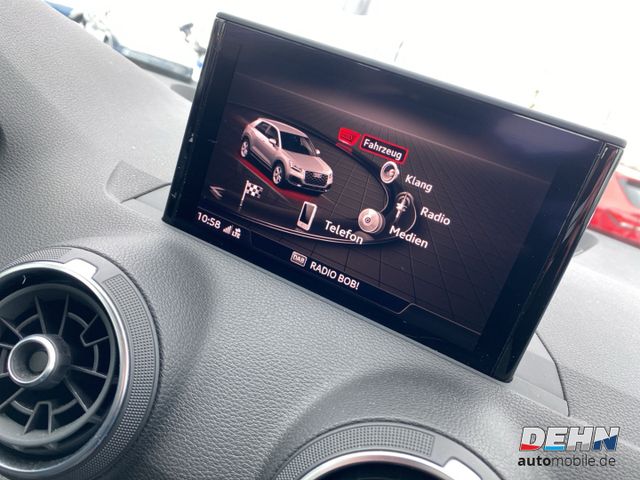 Audi Q2 35 TFSI Komfortpaket LED Kamera Navi
