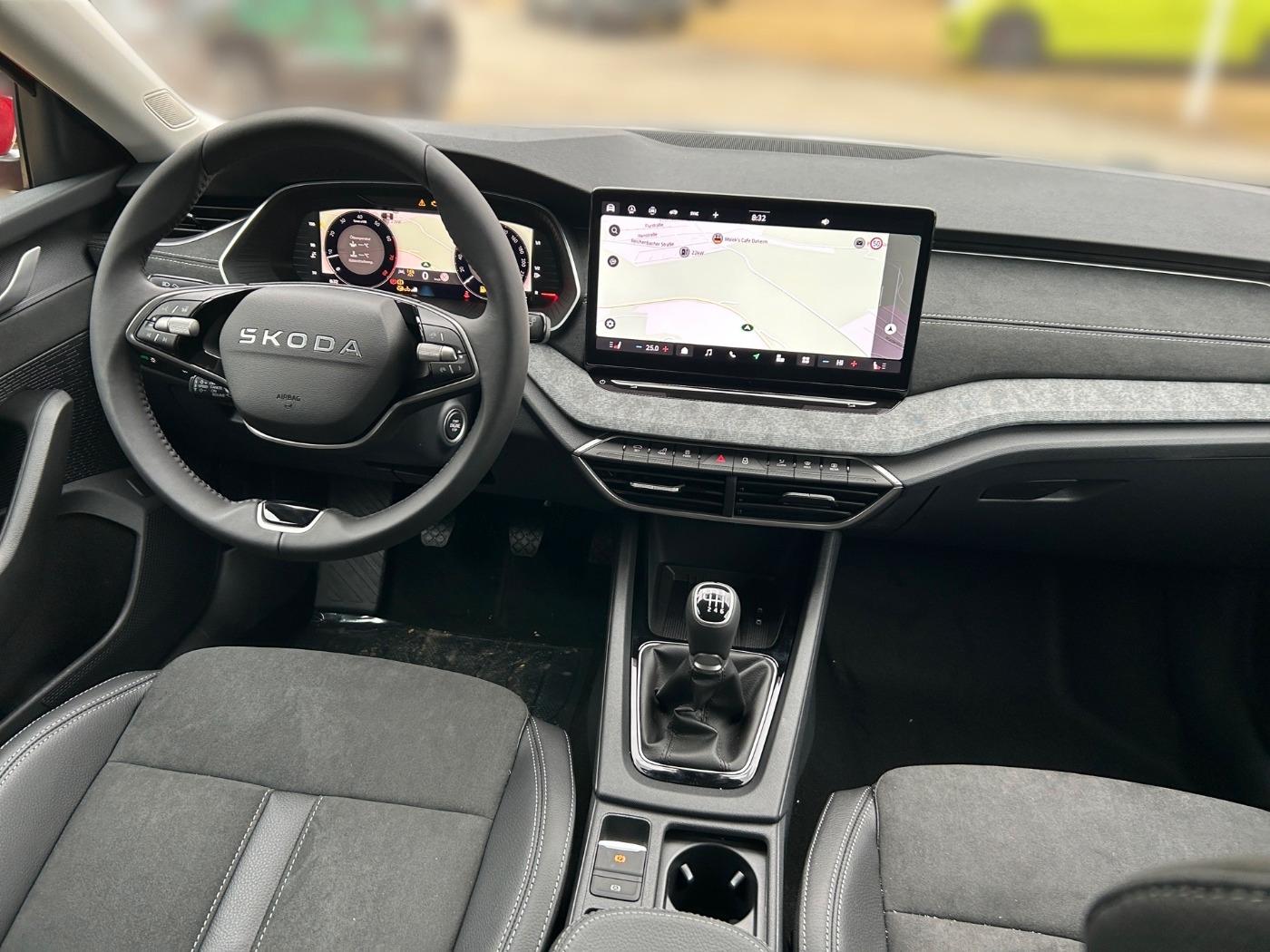 Skoda Octavia Combi 1.5 TSI Selection ACC SpurH, миниатюра 10