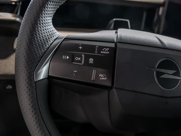 Opel Grandland 1.2 48V Mild-Hybrid 107 kW GS Navi