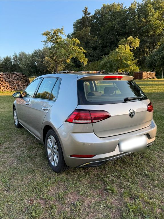 Image of Volkswagen Golf