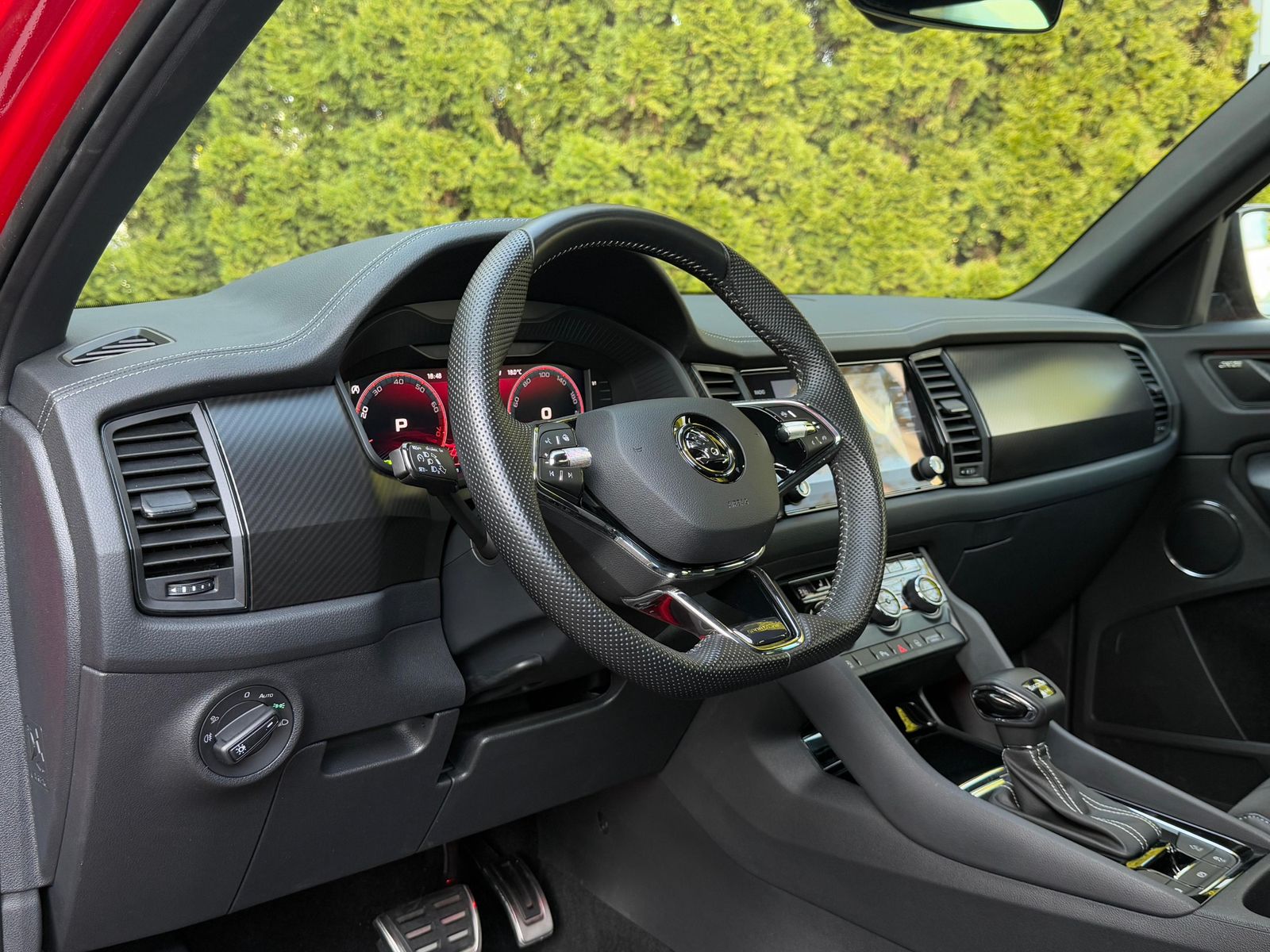 Fahrzeugabbildung SKODA Kodiaq 2.0 TSI 4x4 DSG Sportline MATRIX+SHZ+KAM+