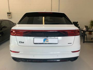 Audi Q8 - 5