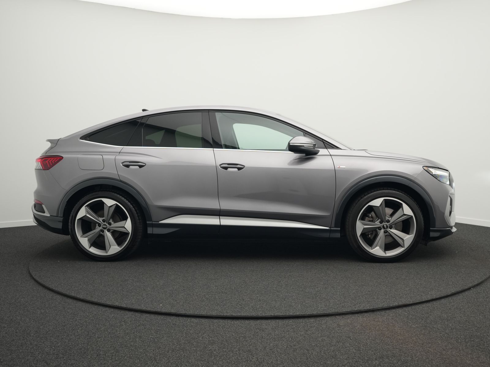 Audi Q4 e-tron - Bild 11