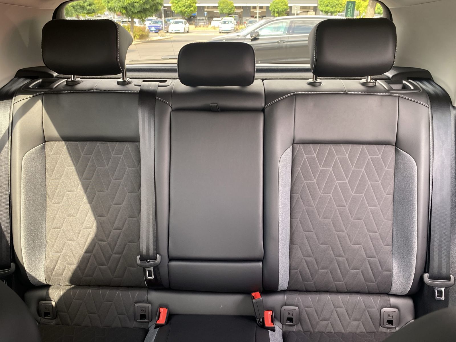 Volkswagen T-Roc - Bild 10