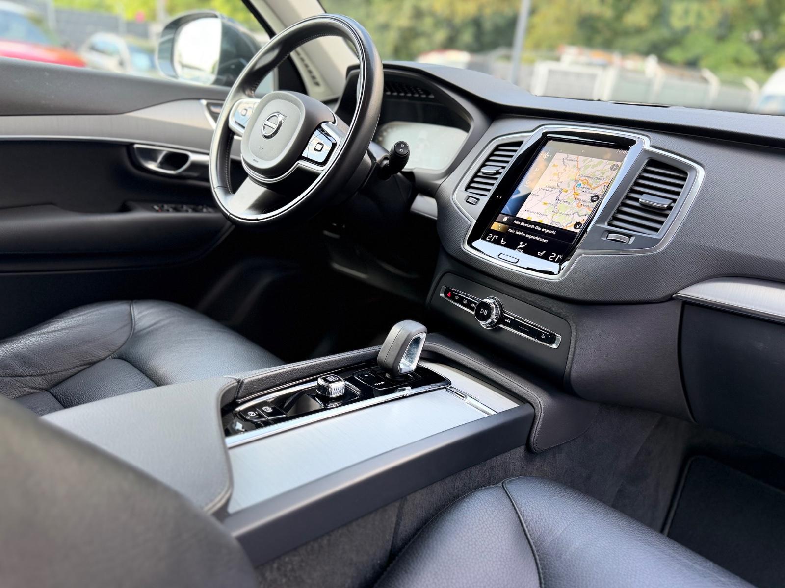 Volvo XC 90 MOMENTUM PRO AWD *7.SITZER*NAVI*LEDER*