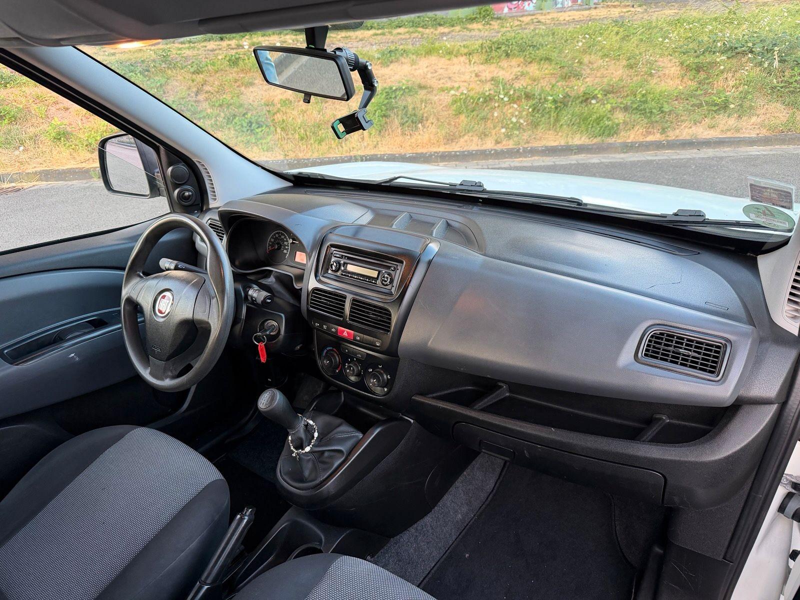 Fiat Doblo 2011 — photo 13
