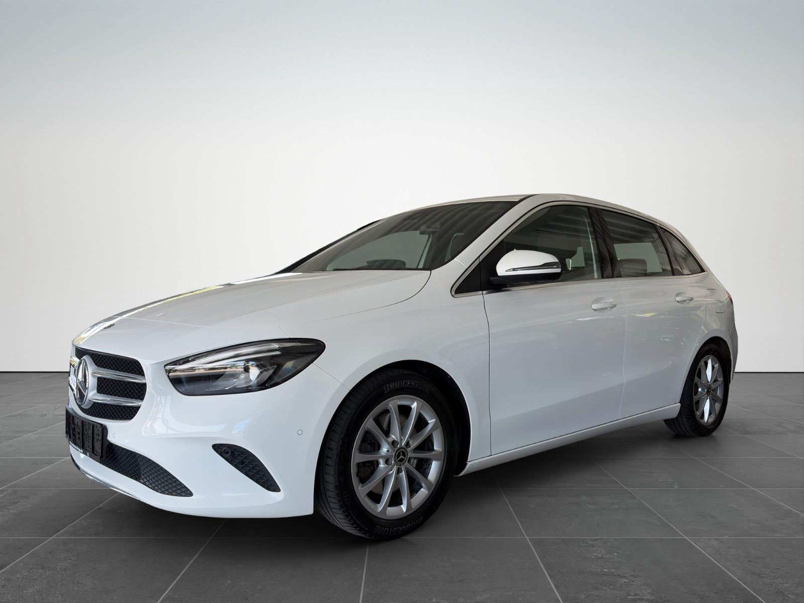 Mercedes-Benz B 220 4Matic Progressive /AHK/SHZ/LED/