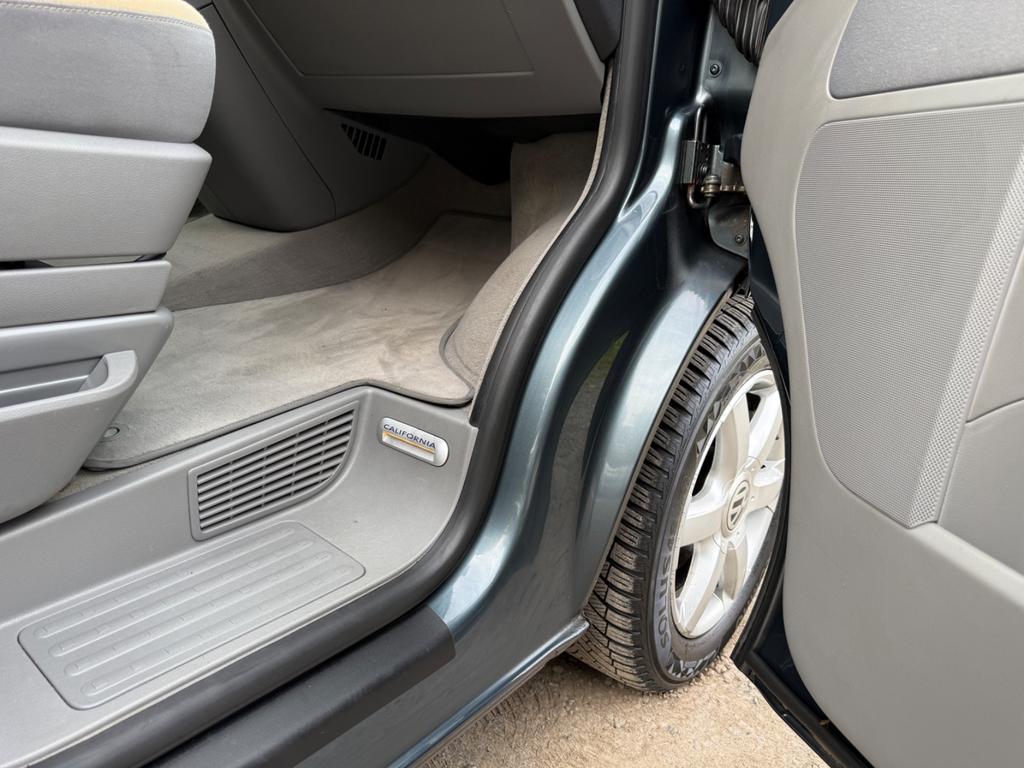 Volkswagen T5 California