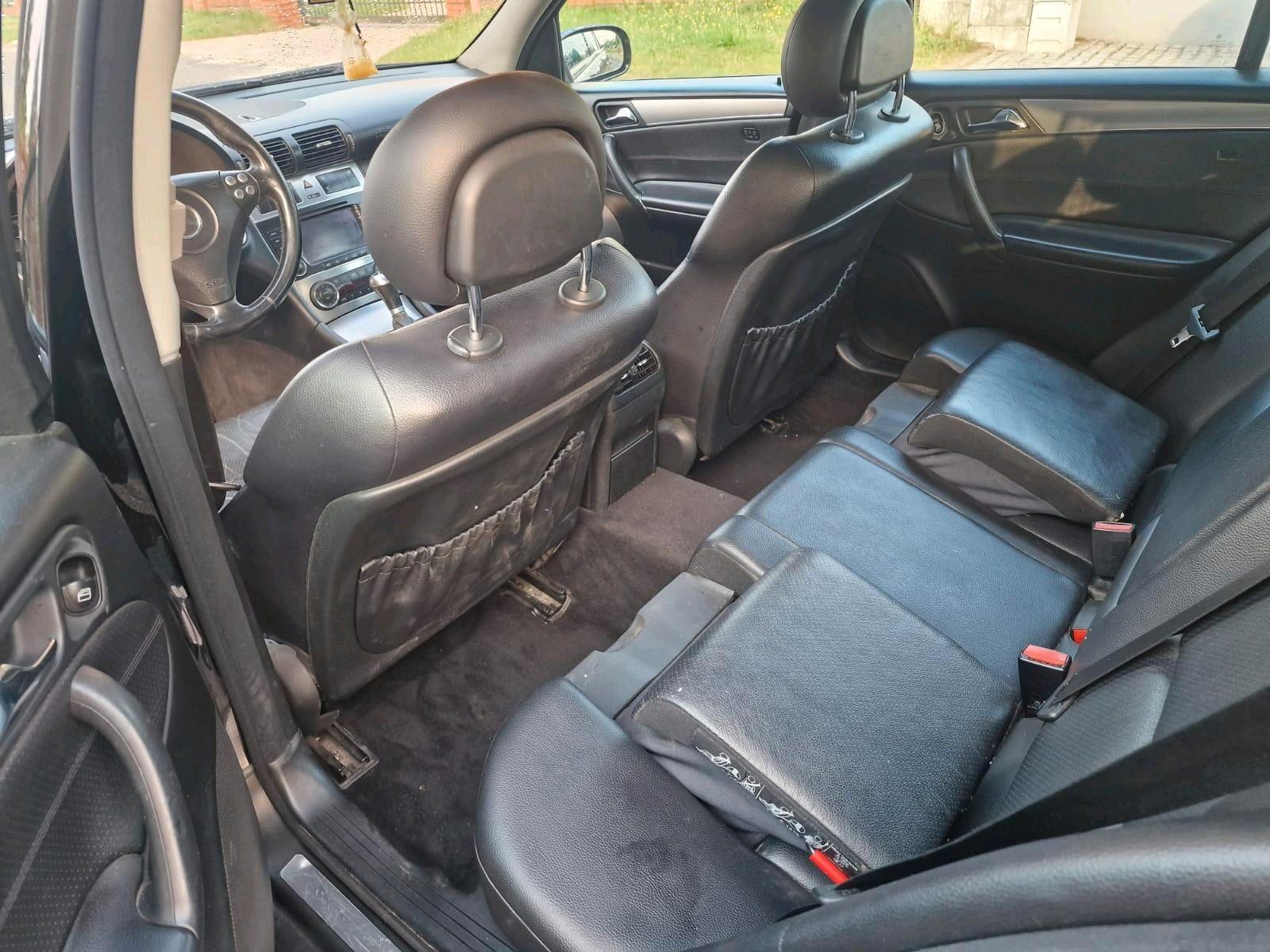 Mercedes-Benz C 270