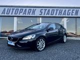 Volvo V40 Momentum 190 PS LED/NAVI/KAMERA/PremiumSound - Volvo V40 mit Benzin-Antrieb: Limousine