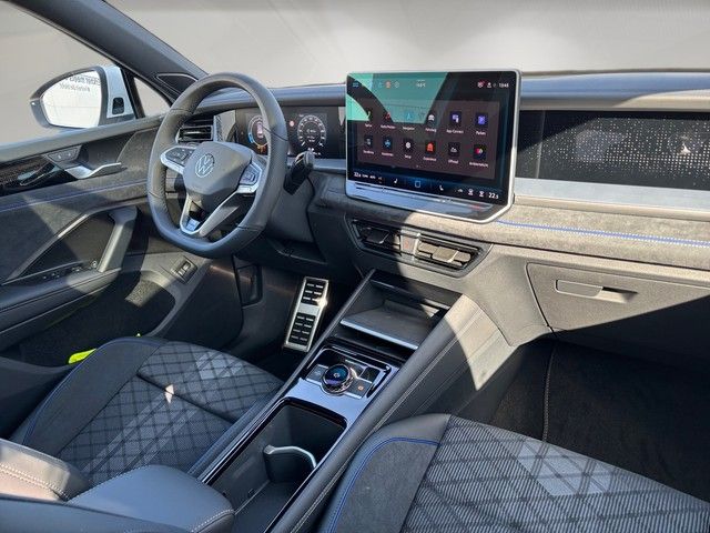 Fahrzeugabbildung Volkswagen Tayron 2.0TDI DSG 4M R-LINE AHK+PANO+STDHZG+20"+