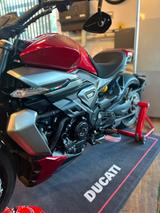 Ducati X diavel V4 - DUCATI DIAVEL V4