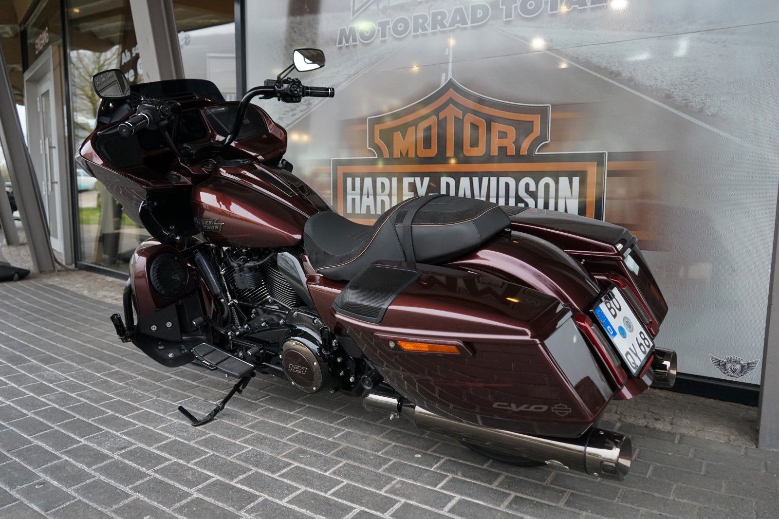 Fahrzeugabbildung Harley-Davidson Road Glide CVO