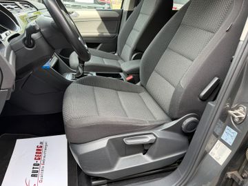 Volkswagen Touran - 9