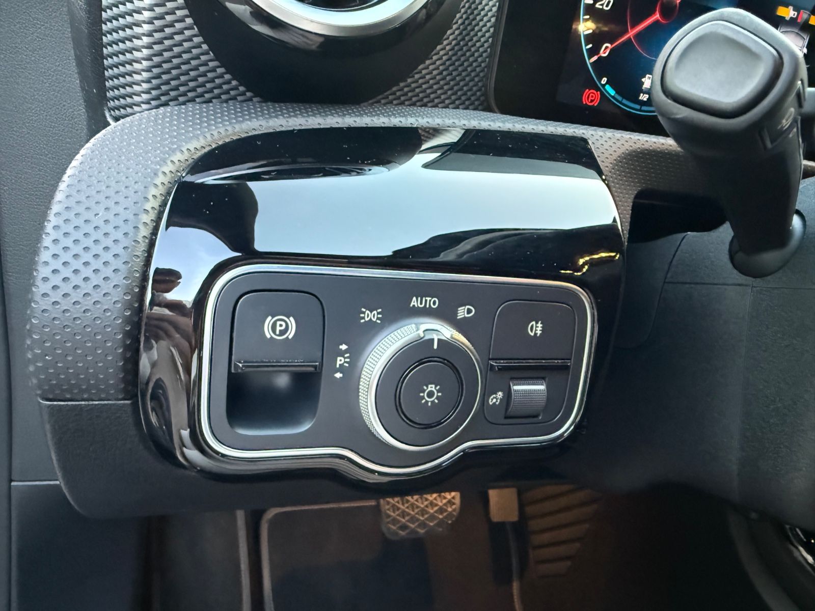 Fahrzeugabbildung Mercedes-Benz A 220 A -Klasse*LED*8Fach Alu*Sehr gepflegt
