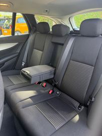 Mercedes E 220 - 11