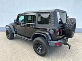 Jeep Wrangler / Wrangler Unlimited Sahara/// - Jeep aus 2011