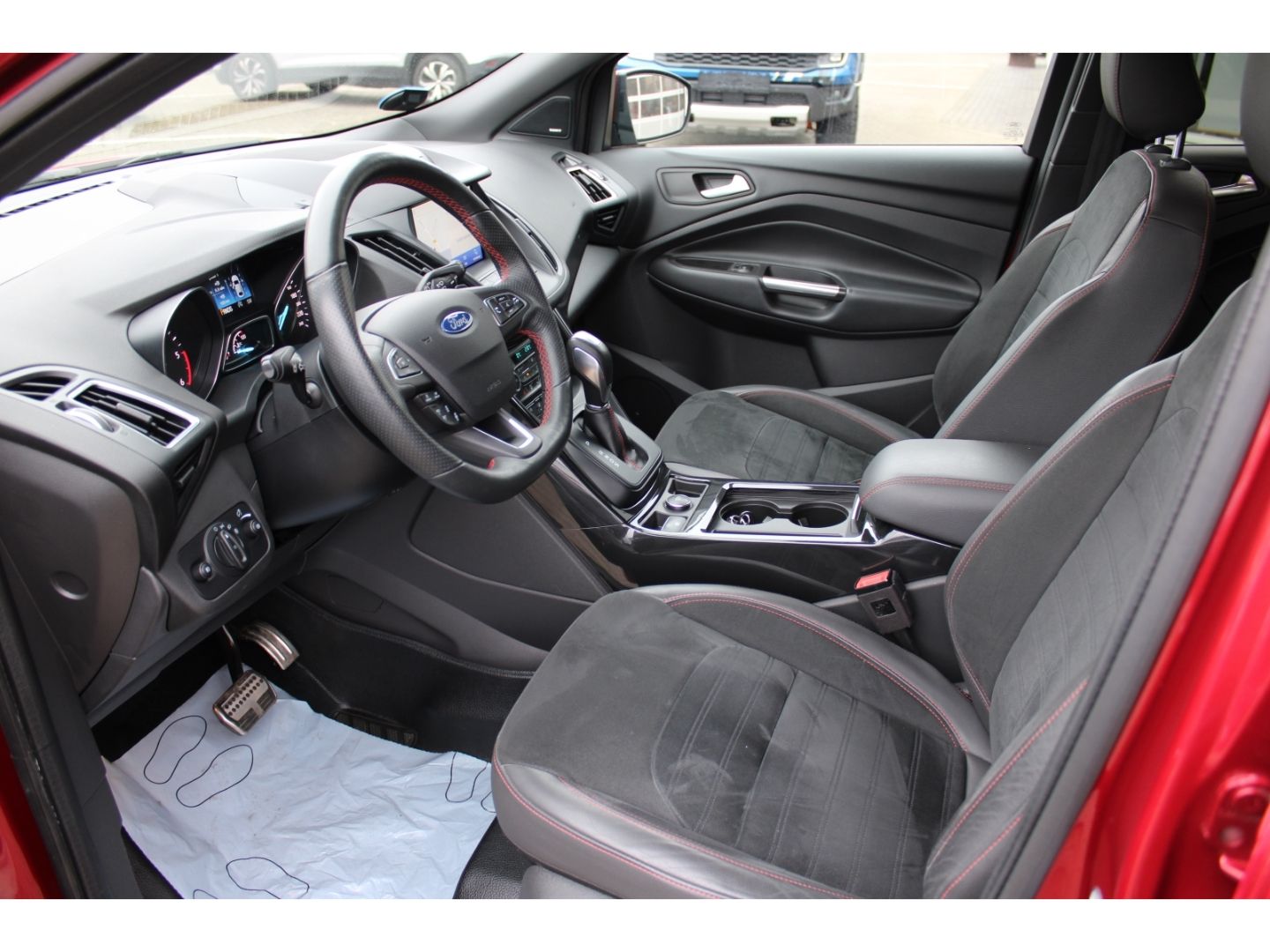 Fahrzeugabbildung Ford Kuga 2.0 TDCi 4x4 ST-Line ACC TWA RFK AHK Xenon
