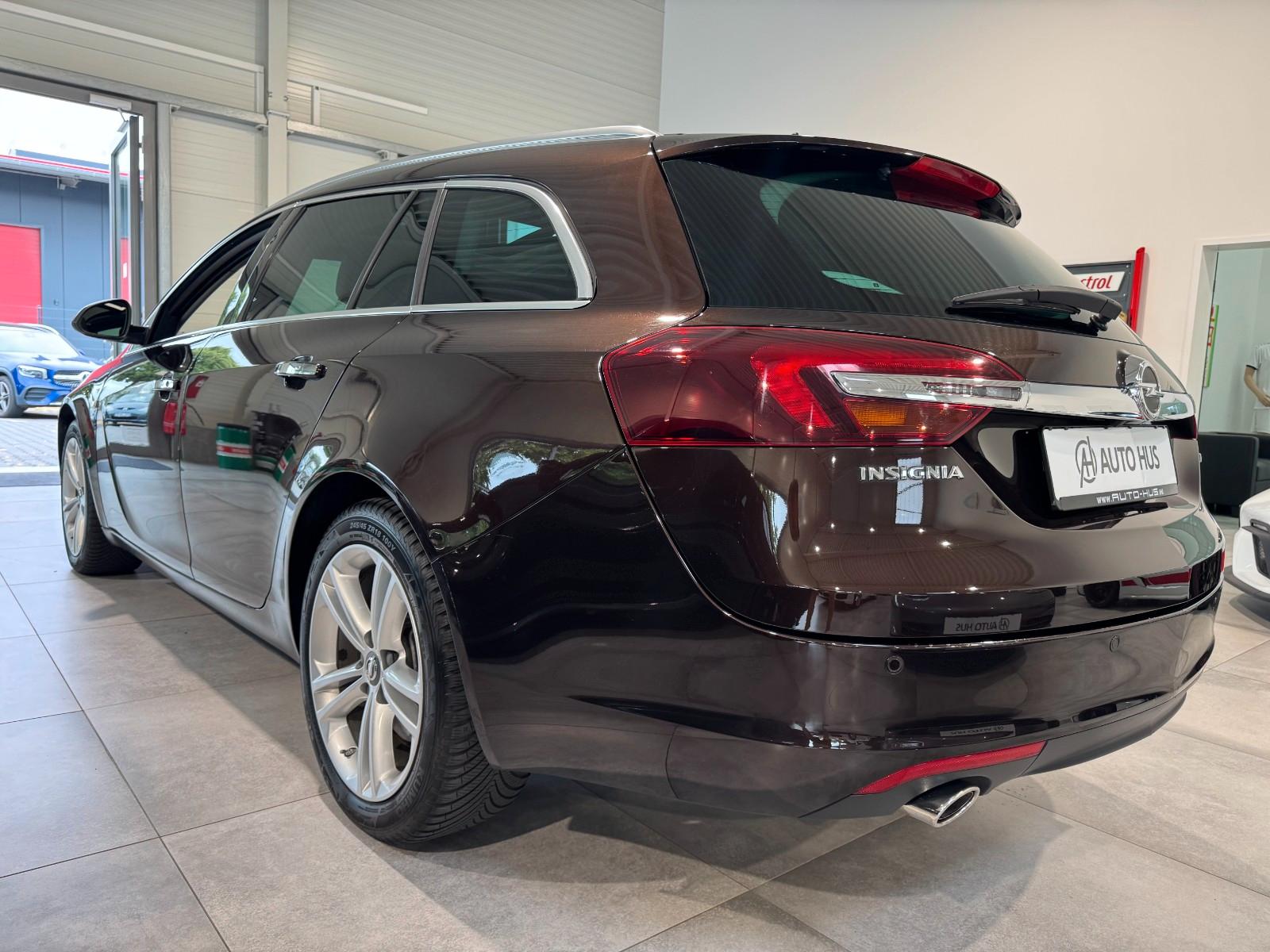 Opel Insignia A Sports Business KAMERA/Bose/Xeno/NAVI