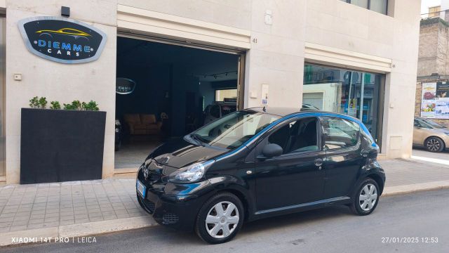 Toyota Aygo 1.0 12V VVT-i 5 porte Now 2010