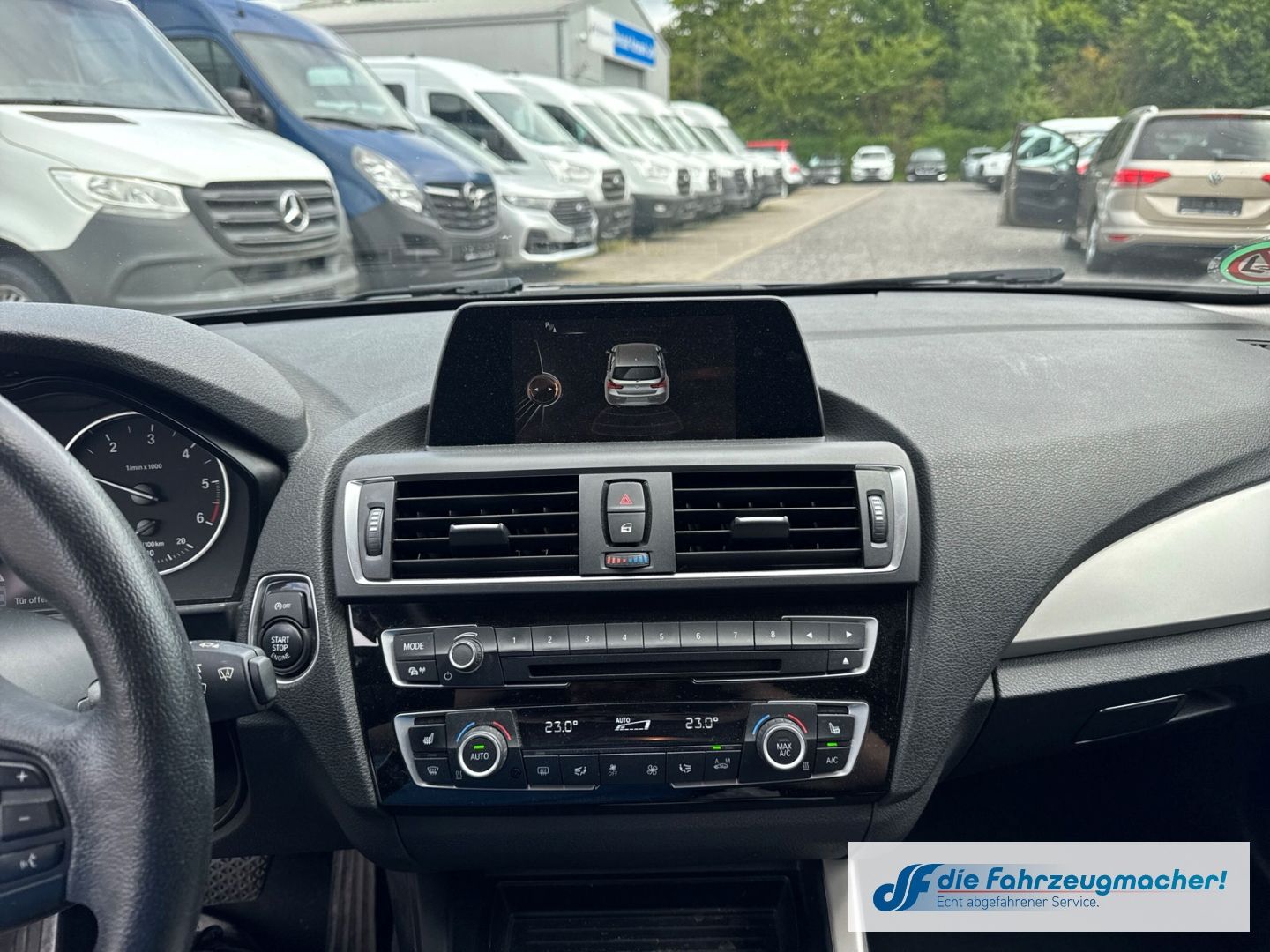Fahrzeugabbildung BMW 116 d Advantage Navi ACC Mehrzonenklima Fahrerpr