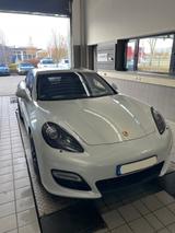 Porsche Panamera Turbo ACC/Chrono/SHD/STHZ/BOSE/Carbon - Porsche Gebrauchtwagen in Essen