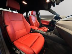 BMW X1 25 d xDrive M-Sport Navi Leder PDC SHZ 