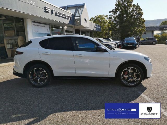 Alfa Romeo Stelvio - Bild 4