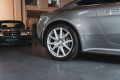 Fahrzeugabbildung Aston Martin V8 Vantage S *MWST. / 2. HAND / SCHECKHEFT*