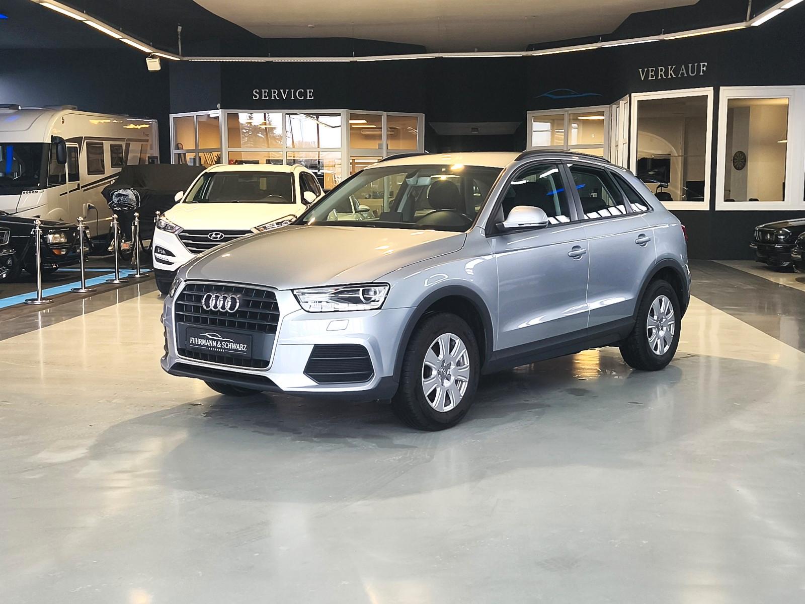 Audi Q3 2.0TDI XenonPlus + Navi + schw.AHK + 1-Hand