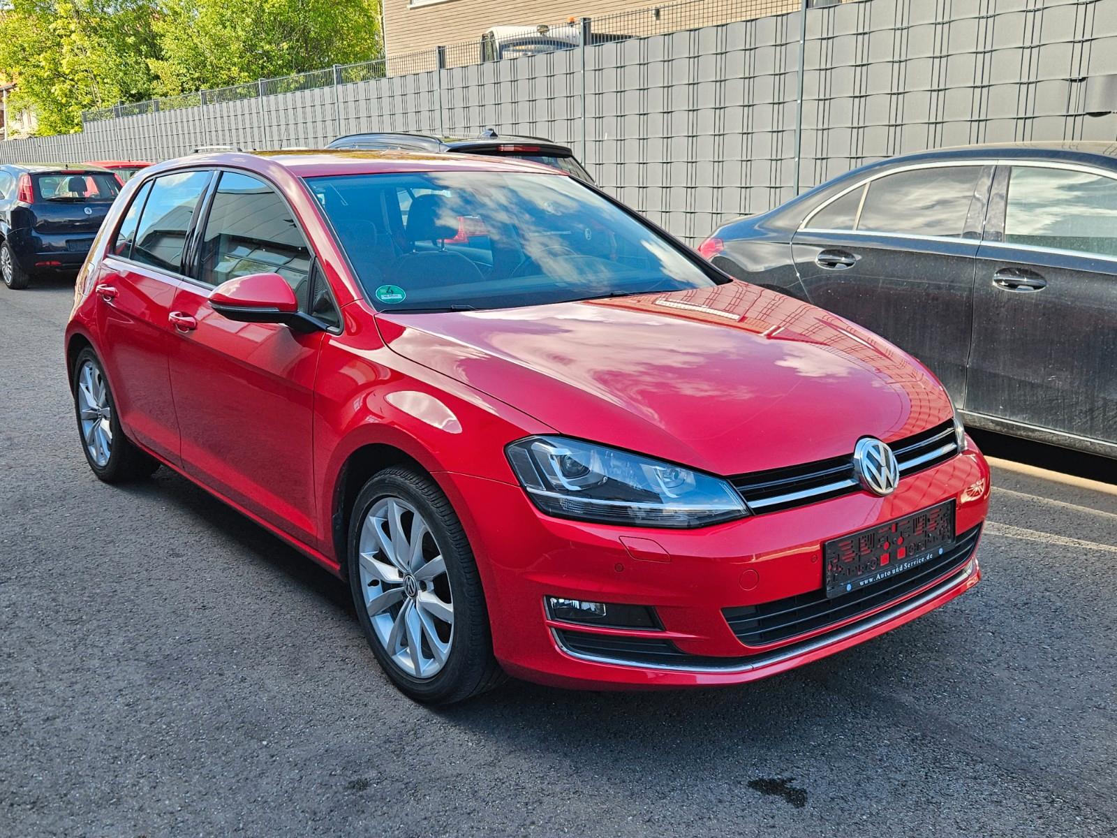 Volkswagen Golf 1,4 VII Lim. Highline LED Standh. Alcantara
