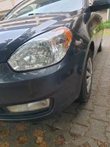 Hyundai Acent 1.4 - Hyundai Accent: Limousine