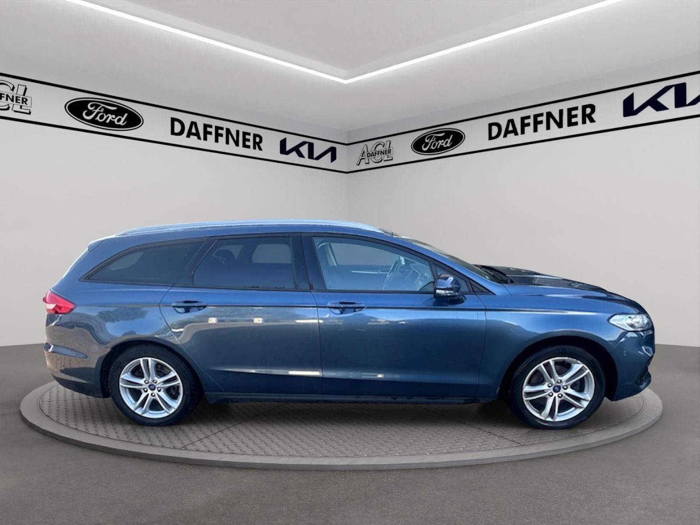 Fahrzeugabbildung Ford Mondeo Turnier Business Edition leichter Hagelsc