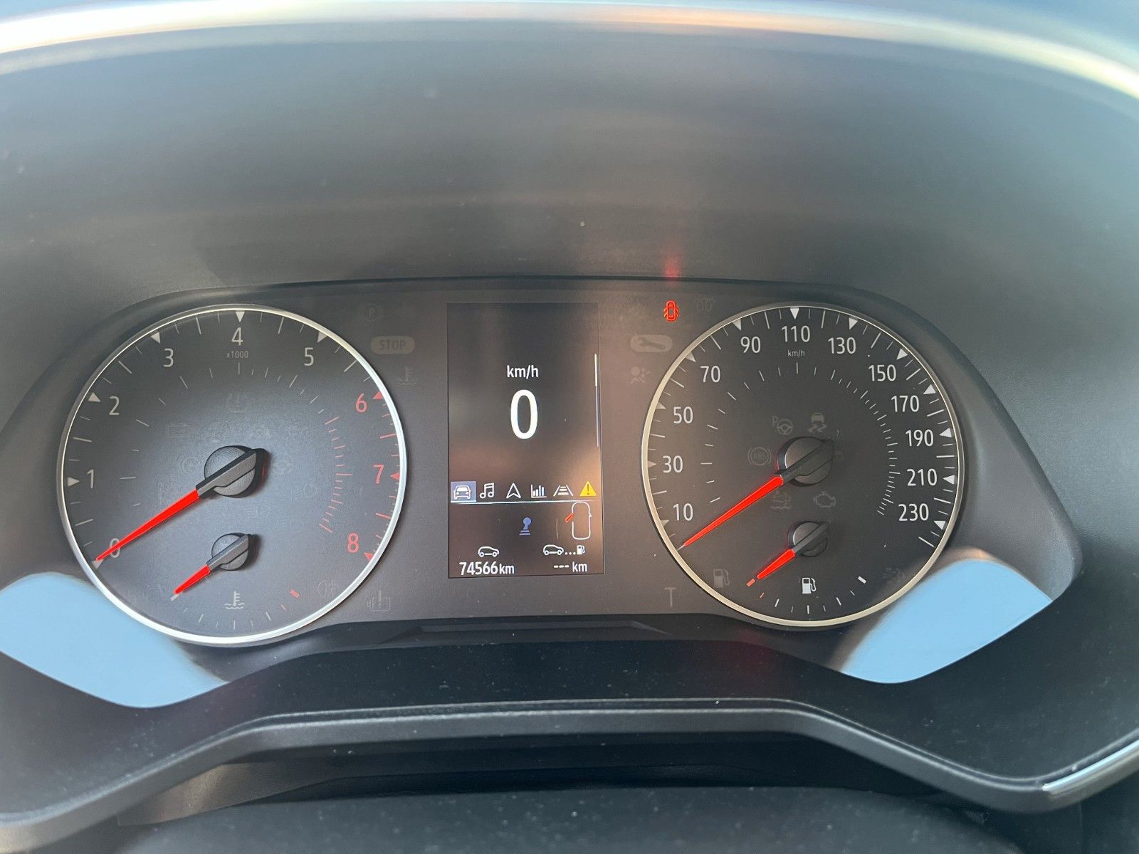 Fahrzeugabbildung Renault Clio V Experience