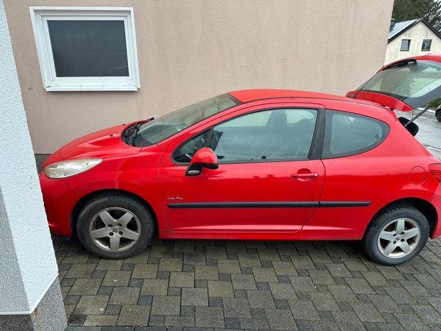 Peugeot 207 in ausgezeichnetem Zustand, 1,...