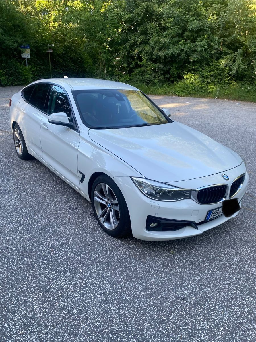 BMW  320 GT Sport Line 