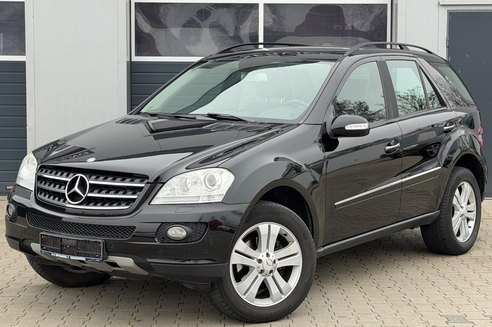 Mercedes-Benz ML 320 CDI Schiebedach Bi-Xenon AHK Navi SHZ
