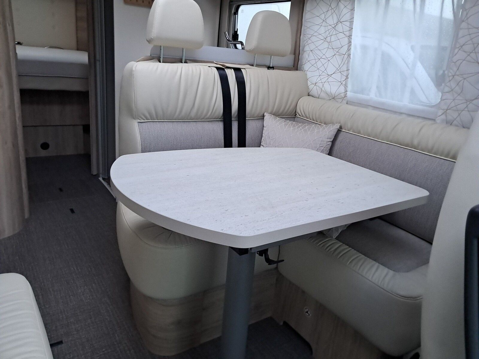 Fahrzeugabbildung Eura Mobil Profila T 720 QB Markise,Solar,Radio,Ahk,RFK