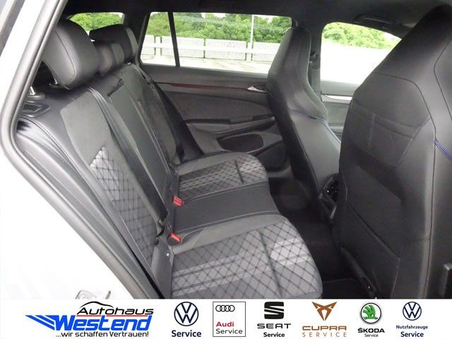 Fahrzeugabbildung Volkswagen Golf Variant R-Line 1.5l eTSI 110kW DSG AHK LED