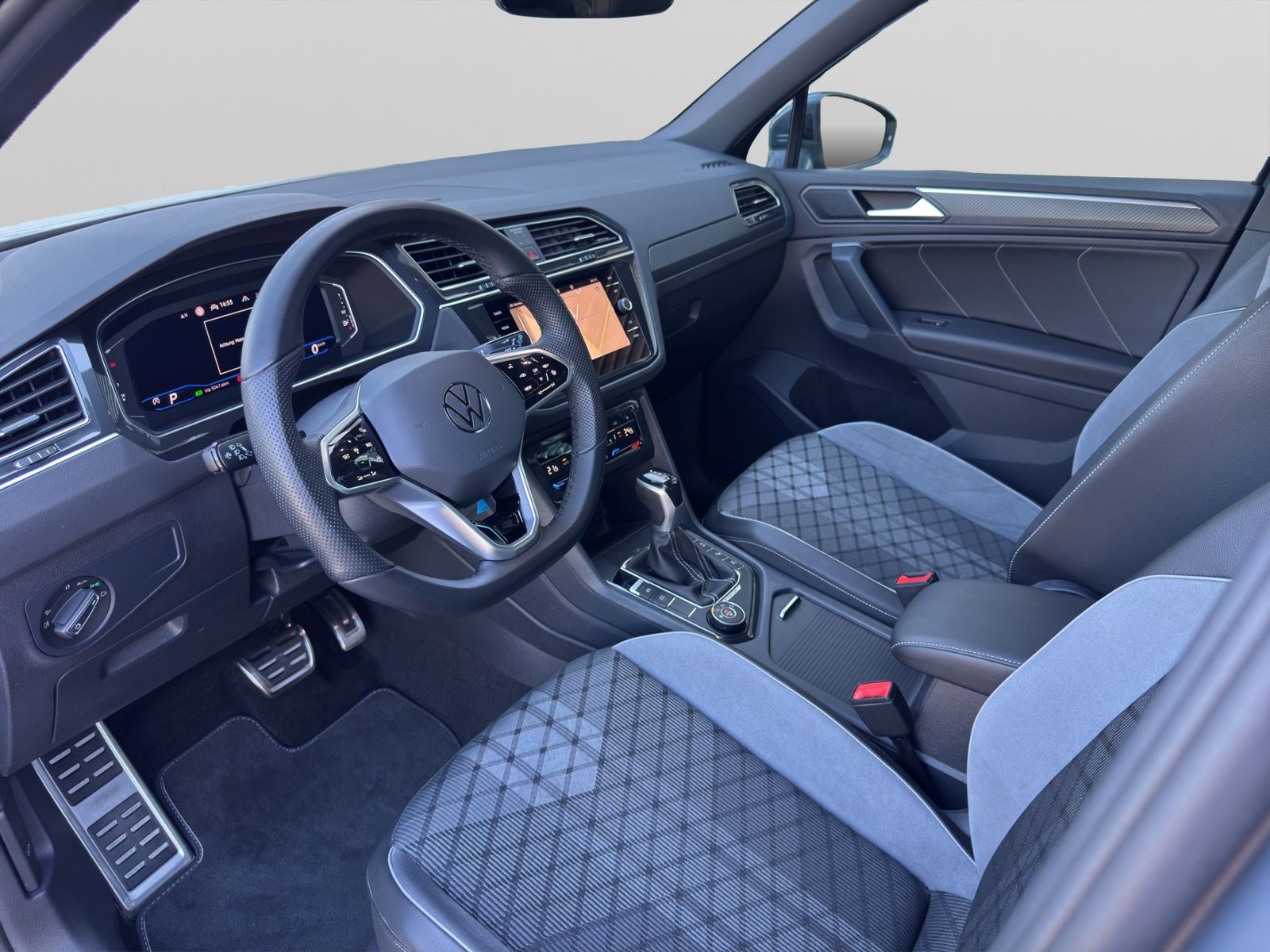 Tiguan 2.0 TDI 4MOTION R-LINE *MATRIX*AHK*NAVI*