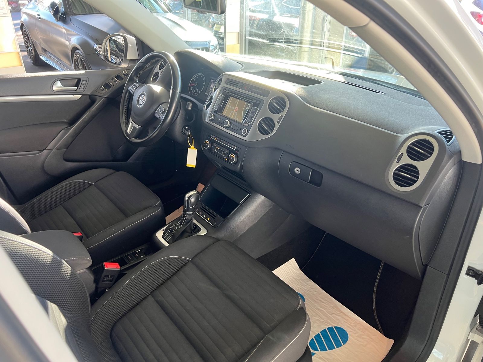 Fahrzeugabbildung Volkswagen Tiguan Cup Sport & Style DSG