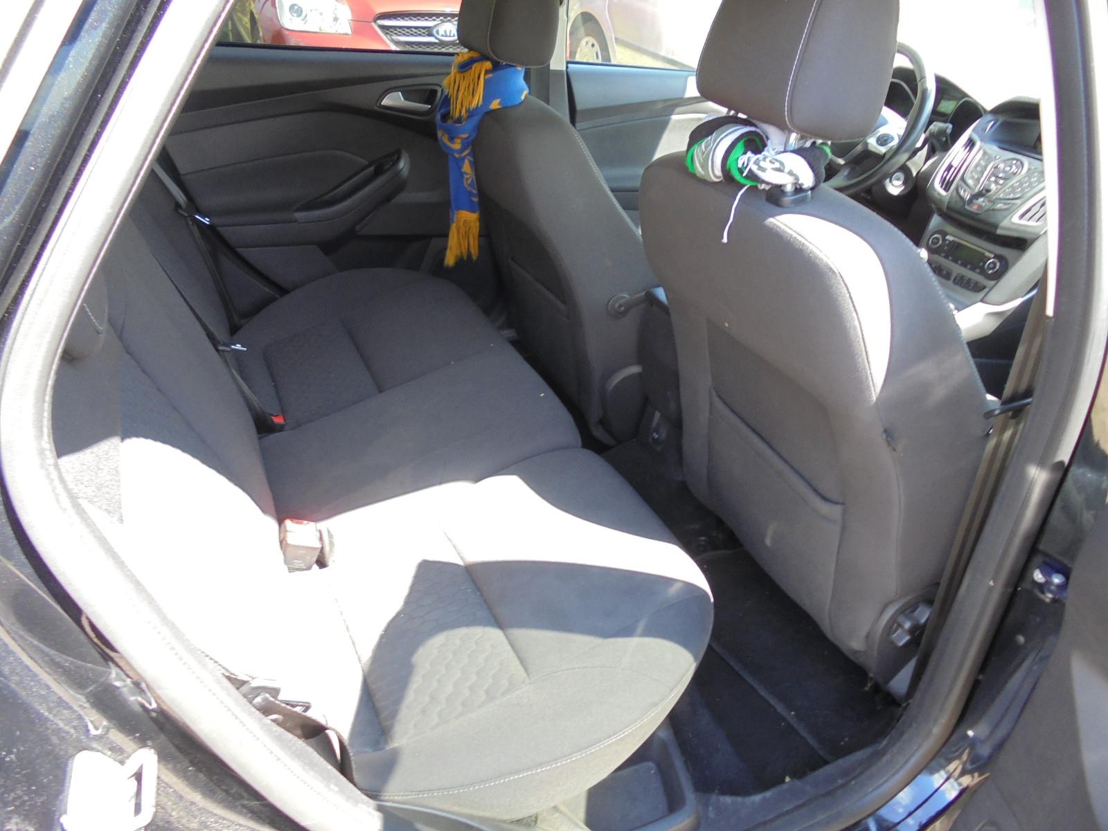 Ford Focus 2013 — photo 13