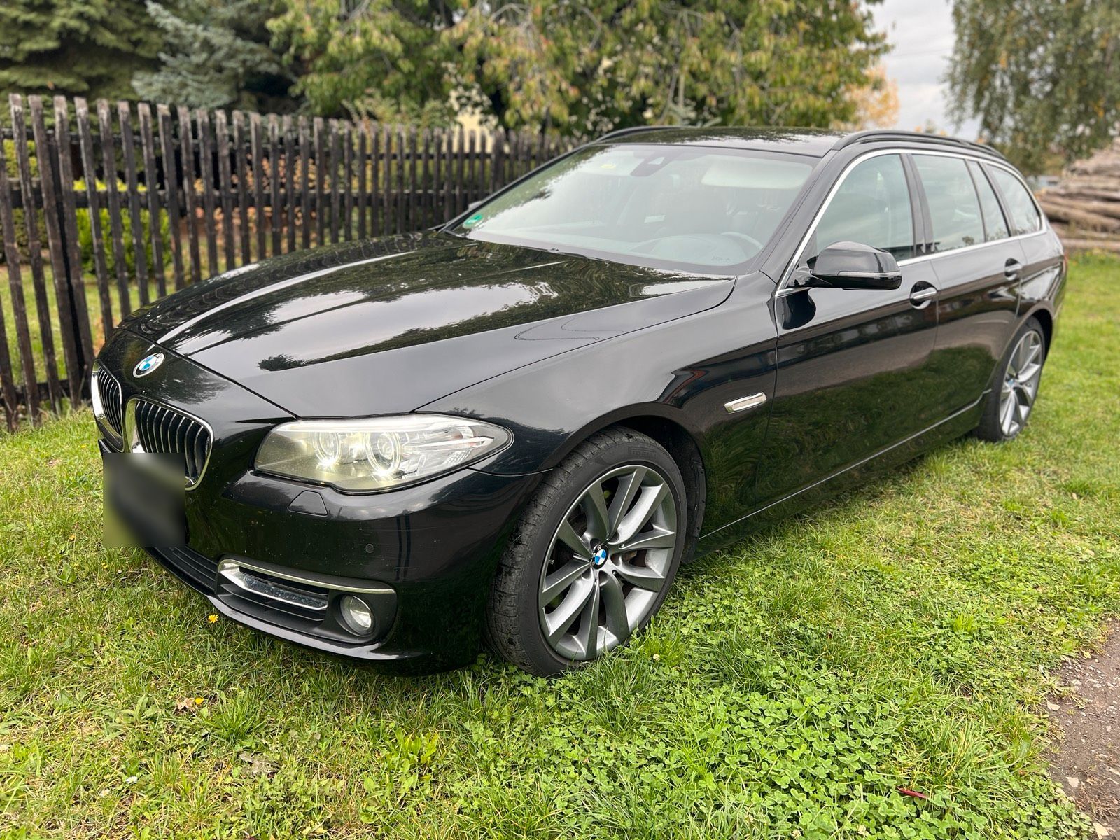 BMW BMW 530d xDrive Touring Luxury Line