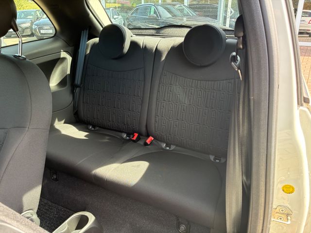 Fahrzeugabbildung Fiat 500 >Navi mit DAB-Radio<